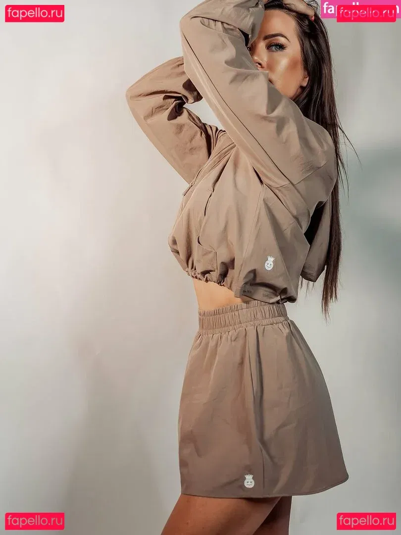 Jackie Redmond Onlyfans Photo Gallery 