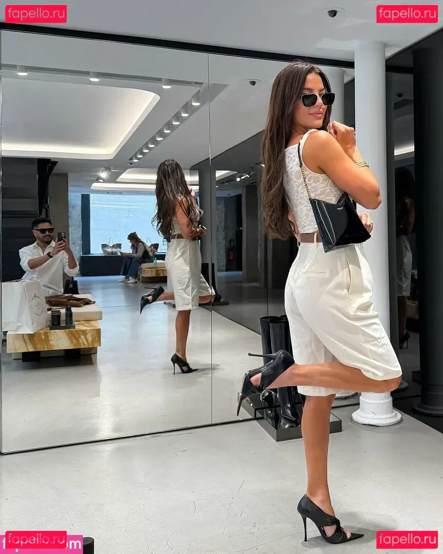 Jackie Redmond Onlyfans Photo Gallery 