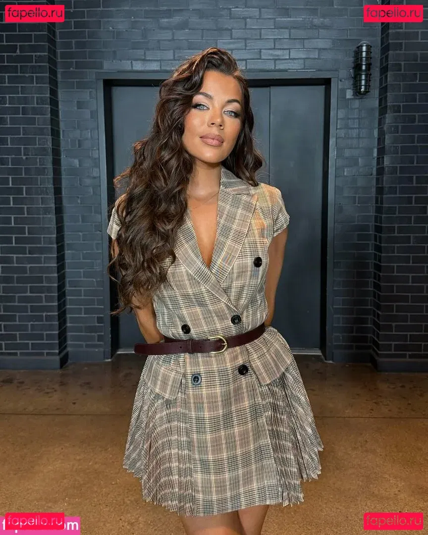 Jackie Redmond Onlyfans Photo Gallery 