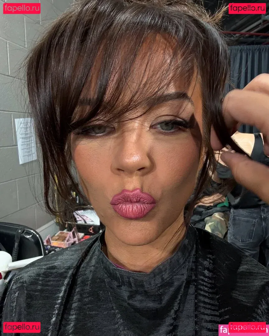 Jackie Redmond Onlyfans Photo Gallery 