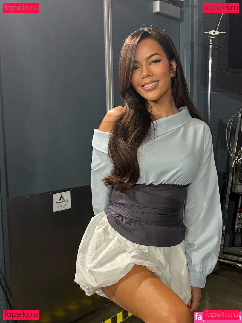 Jackie Redmond Onlyfans Photo Gallery 