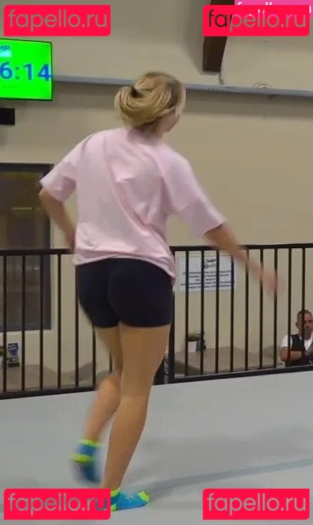 xFibii Onlyfans Photo Gallery 