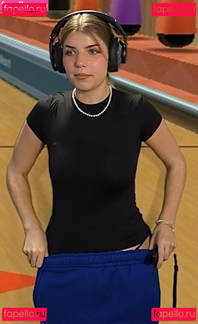 xFibii Onlyfans Photo Gallery 