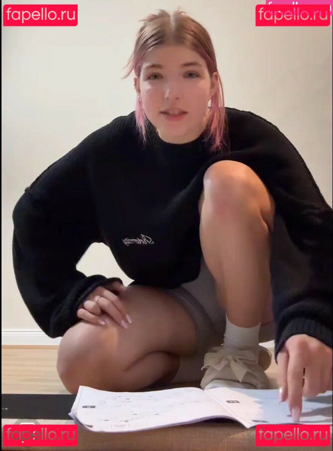 xFibii Onlyfans Photo Gallery 