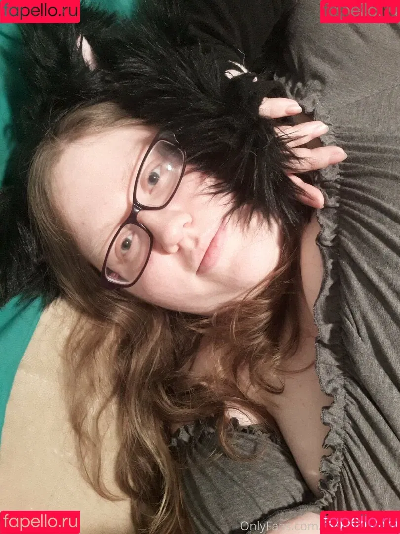 geekikittenvip Onlyfans Photo Gallery 