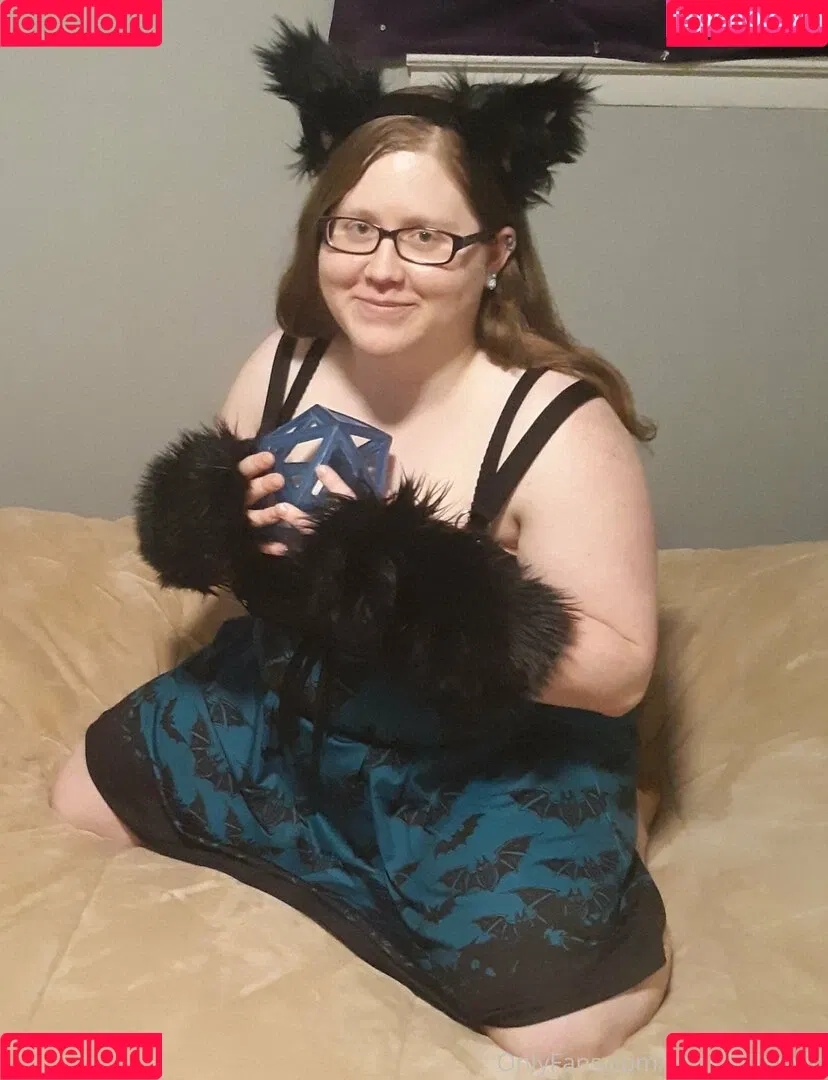 geekikittenvip Onlyfans Photo Gallery 