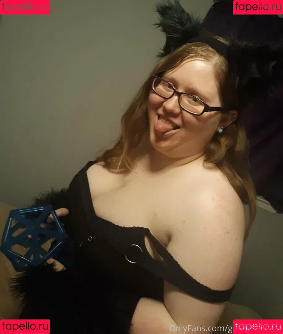 geekikittenvip Onlyfans Photo Gallery 