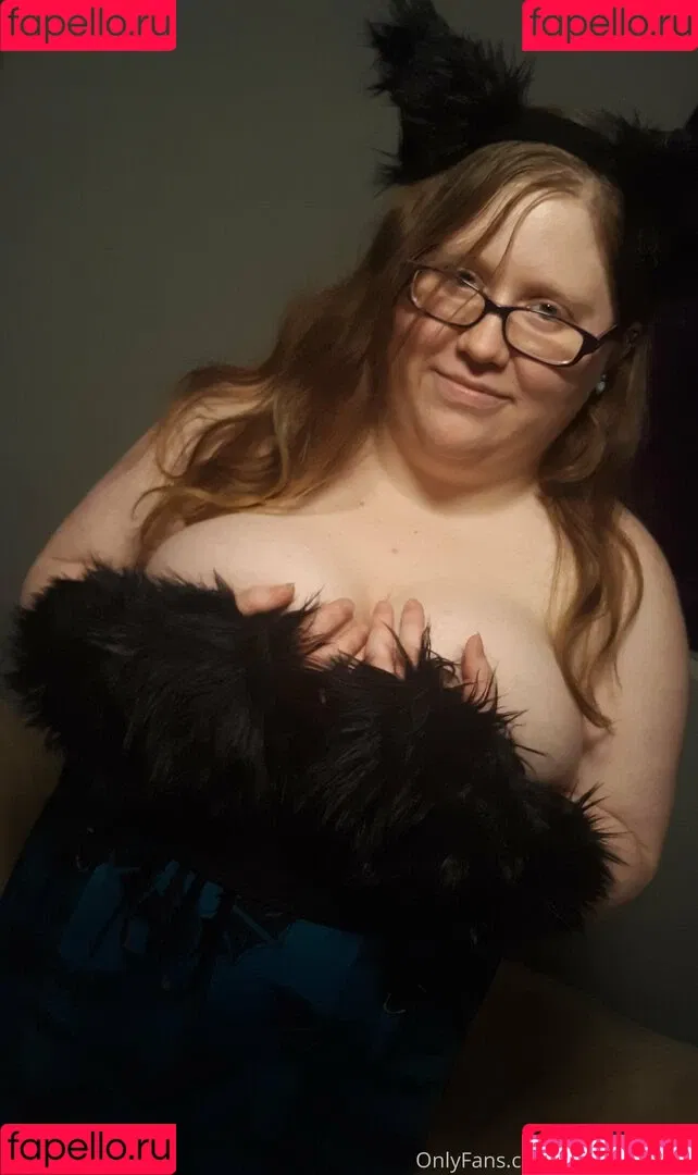 geekikittenvip Onlyfans Photo Gallery 