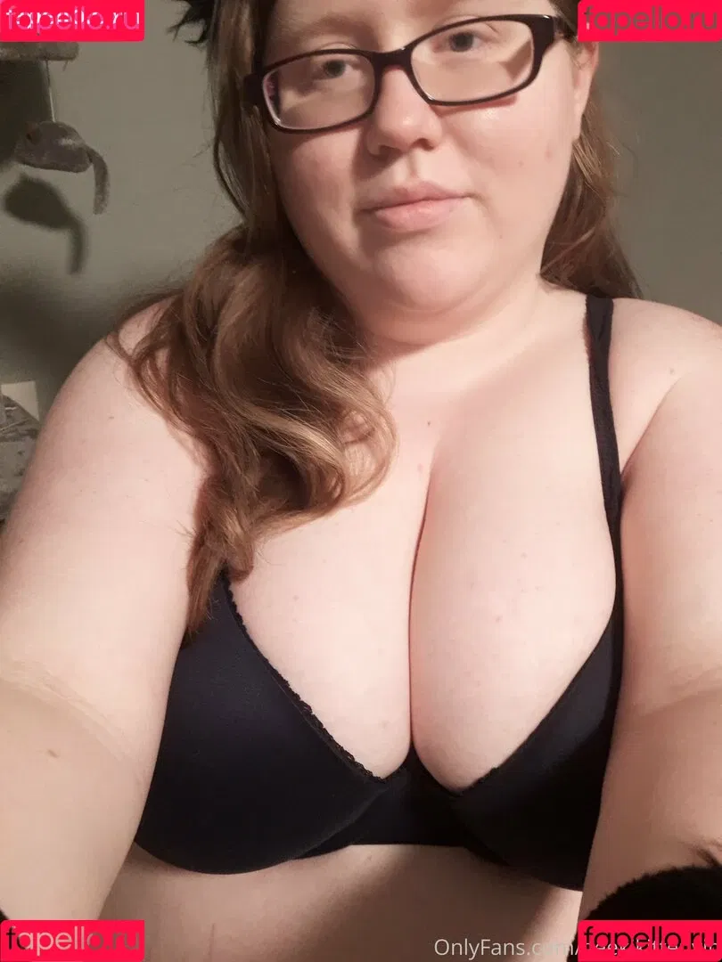 geekikittenvip Onlyfans Photo Gallery 