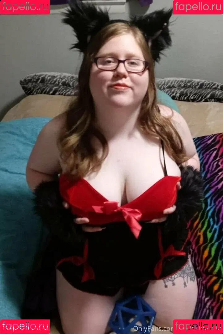 geekikittenvip Onlyfans Photo Gallery 