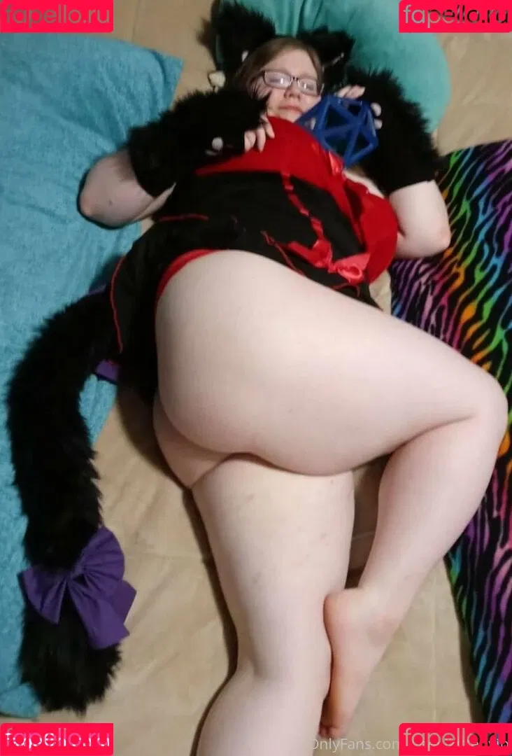 geekikittenvip Onlyfans Photo Gallery 