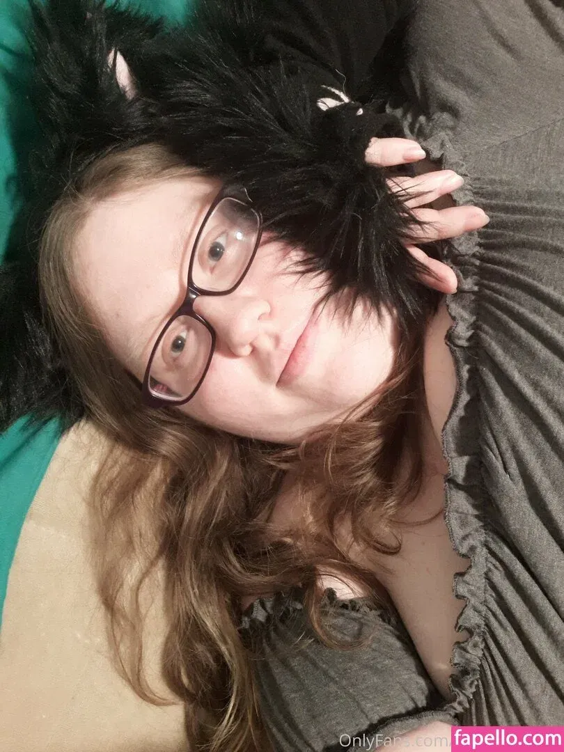 geekikittenvip Onlyfans Photo Gallery 