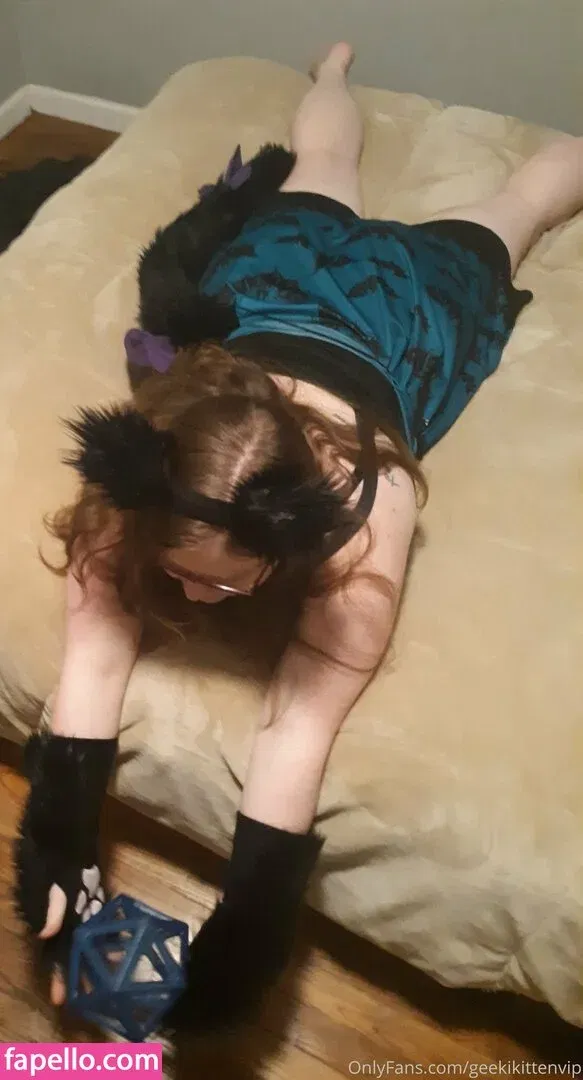 geekikittenvip Onlyfans Photo Gallery 