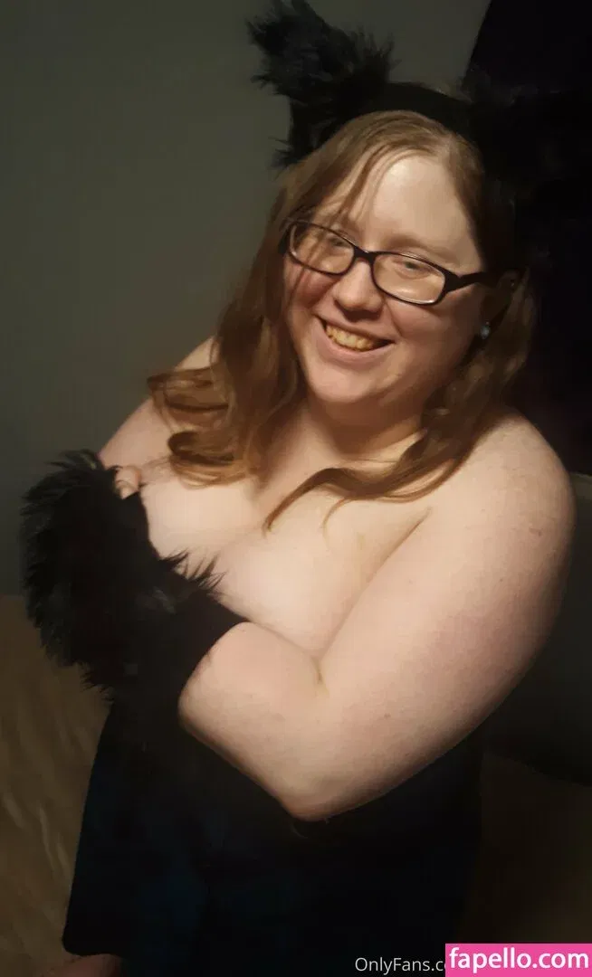 geekikittenvip Onlyfans Photo Gallery 