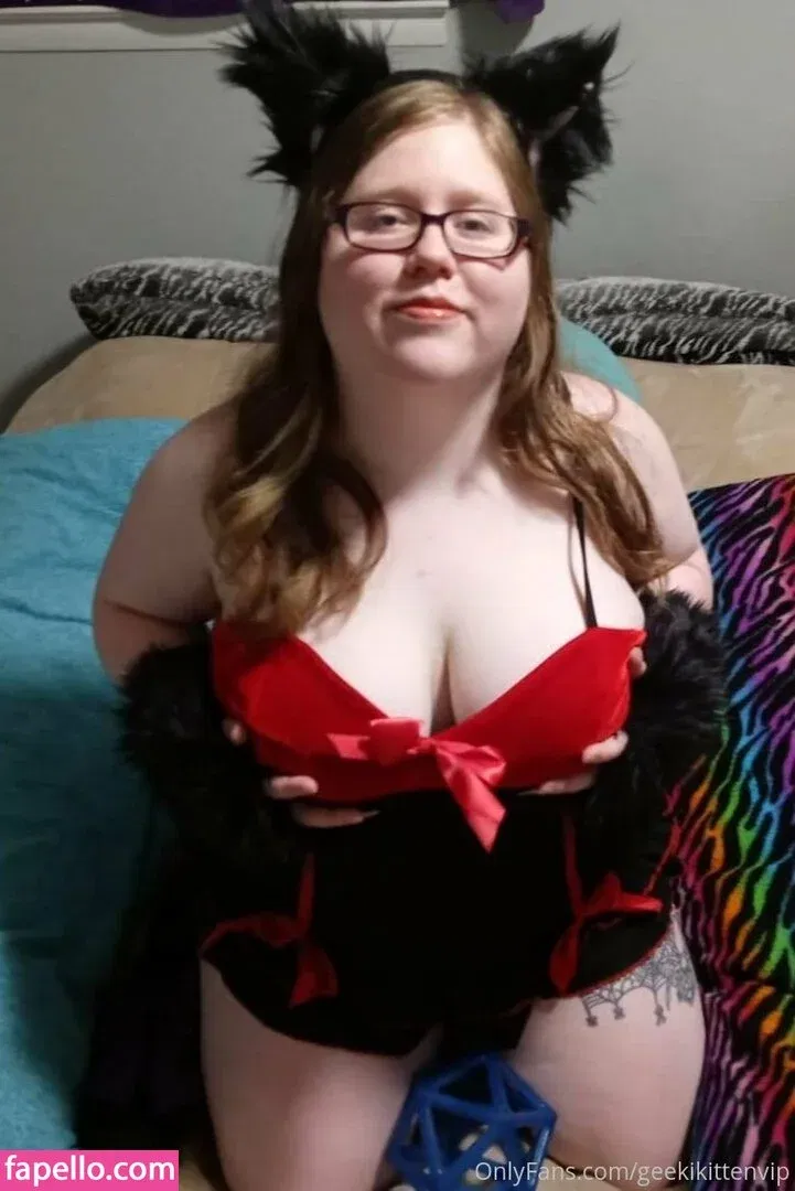 geekikittenvip Onlyfans Photo Gallery 
