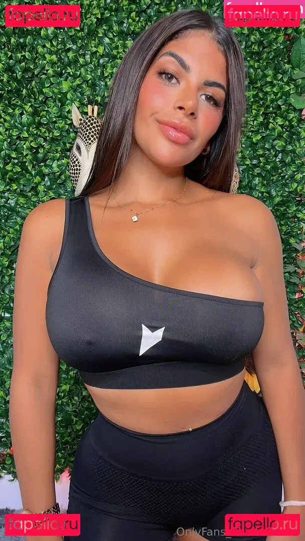 sheilaortegaoff Onlyfans Photo Gallery 