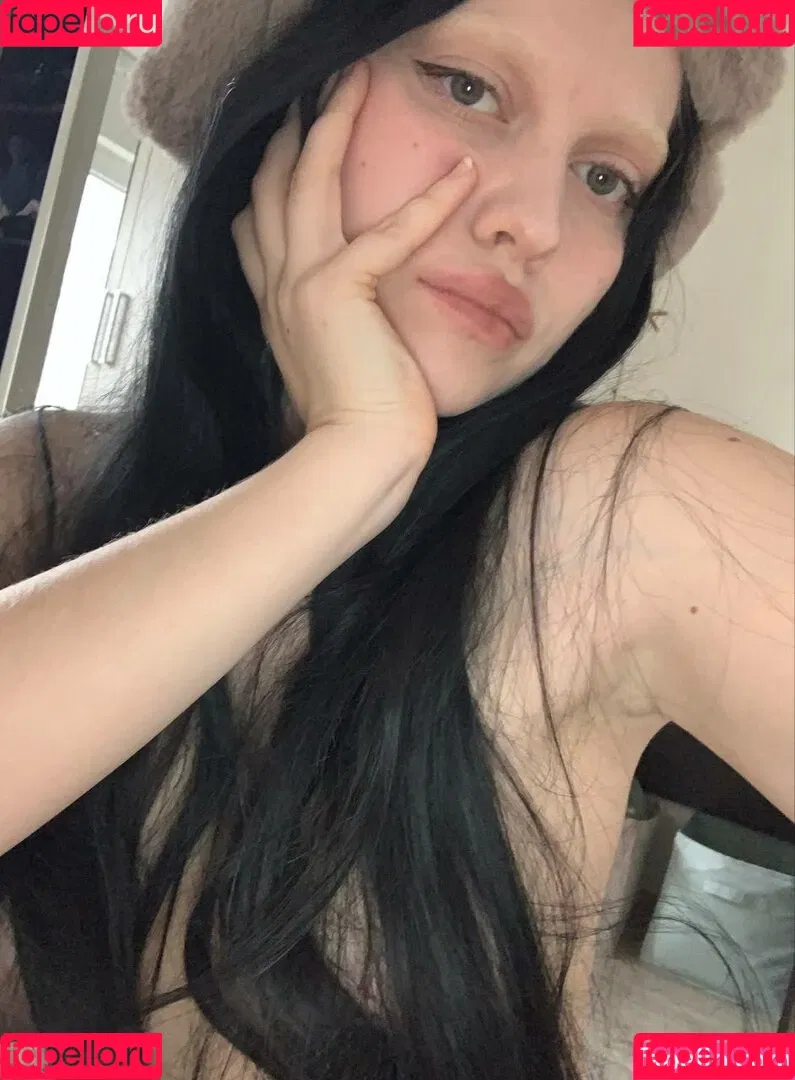 YuStef Onlyfans Photo Gallery 
