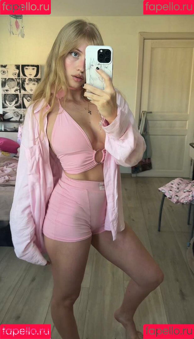 YuStef Onlyfans Photo Gallery 