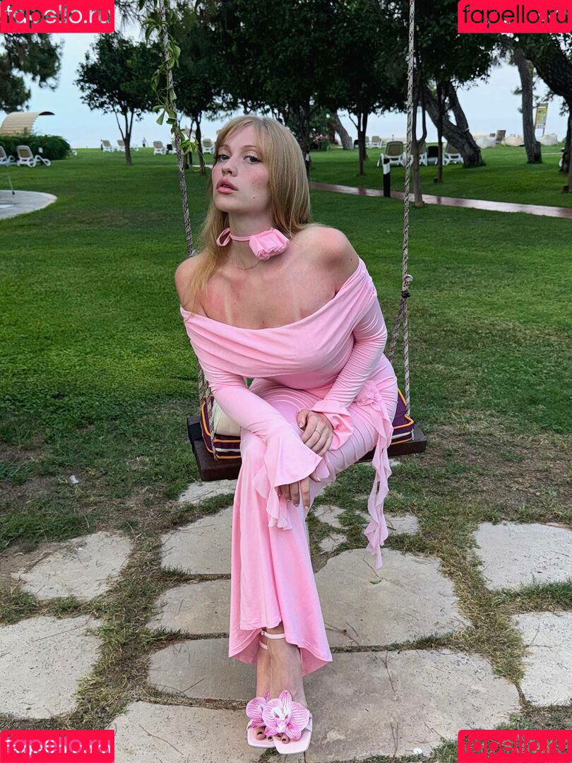 YuStef Onlyfans Photo Gallery 