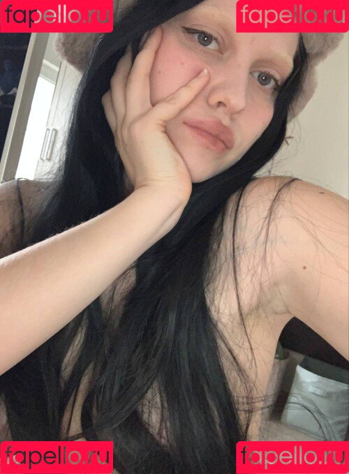 YuStef Onlyfans Photo Gallery 