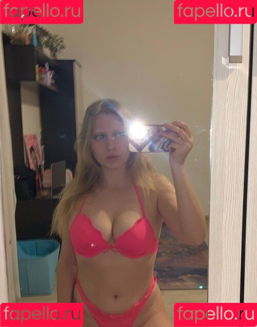 YuStef Onlyfans Photo Gallery 