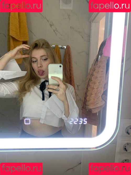 YuStef Onlyfans Photo Gallery 