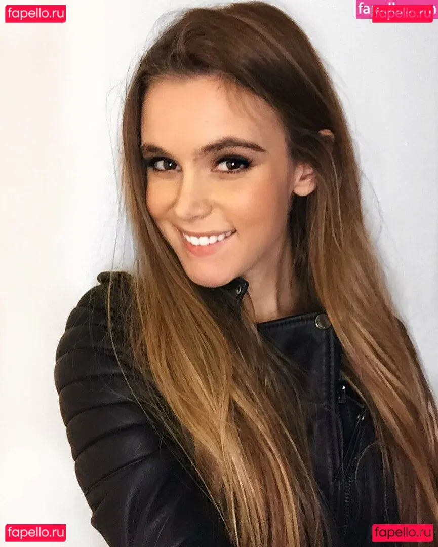 Amberleigh West Onlyfans Photo Gallery 