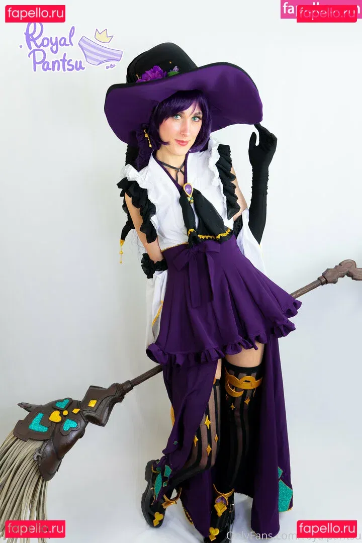 royalpantsu Onlyfans Photo Gallery 