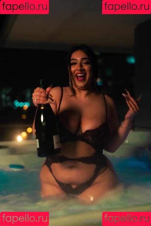 Rakhi Gill Onlyfans Photo Gallery 