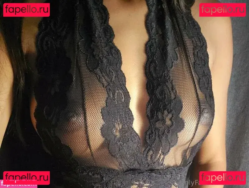 aneesarai Onlyfans Photo Gallery 