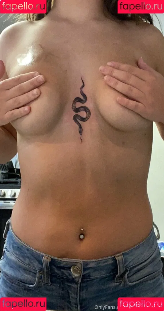 Cafe Lu Girls Onlyfans Photo Gallery 