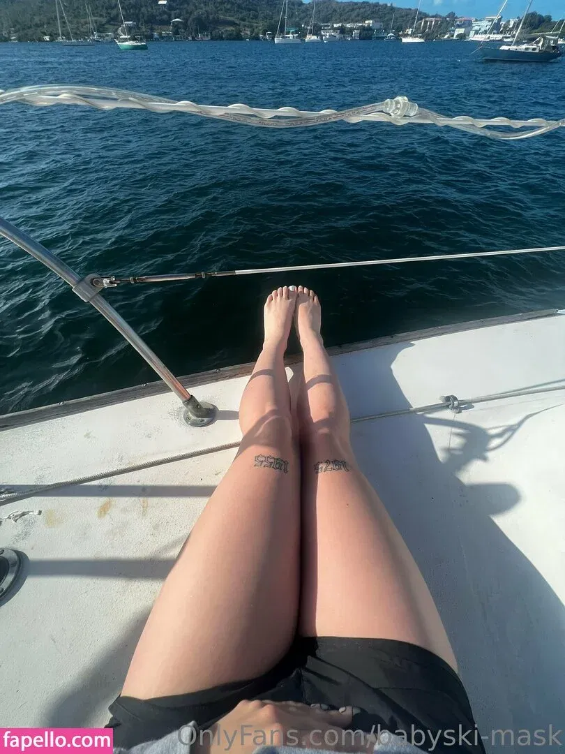 babyski-mask Onlyfans Photo Gallery 