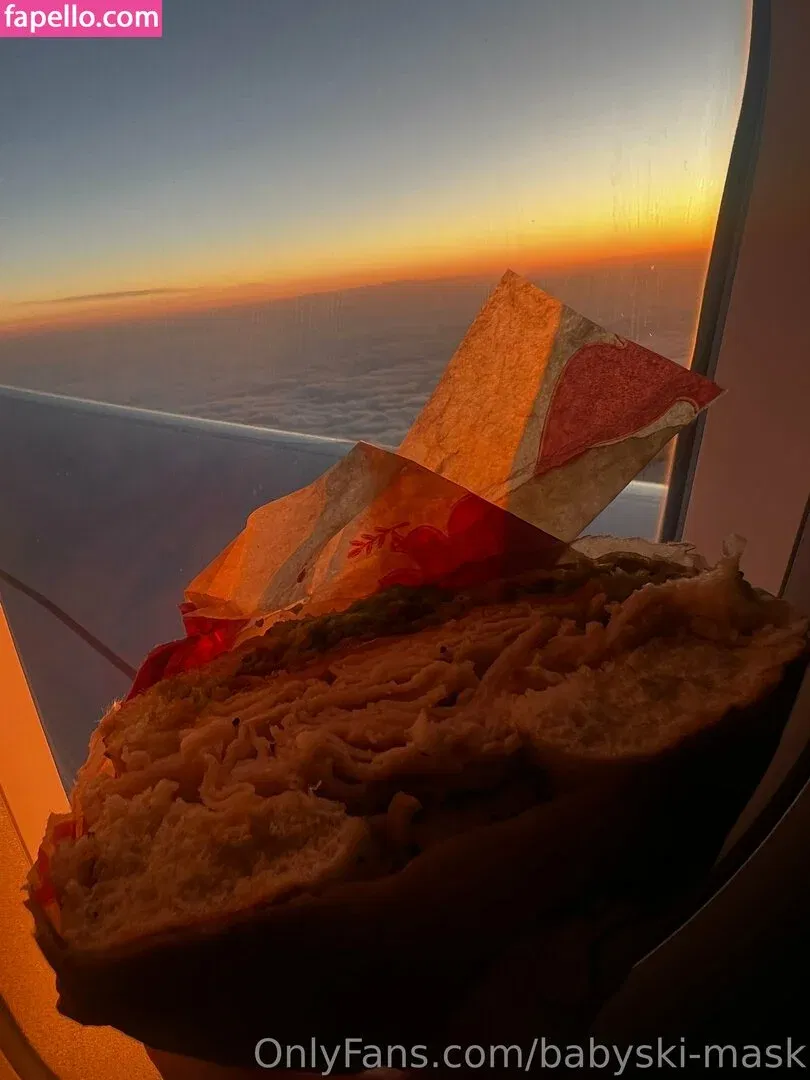 babyski-mask Onlyfans Photo Gallery 