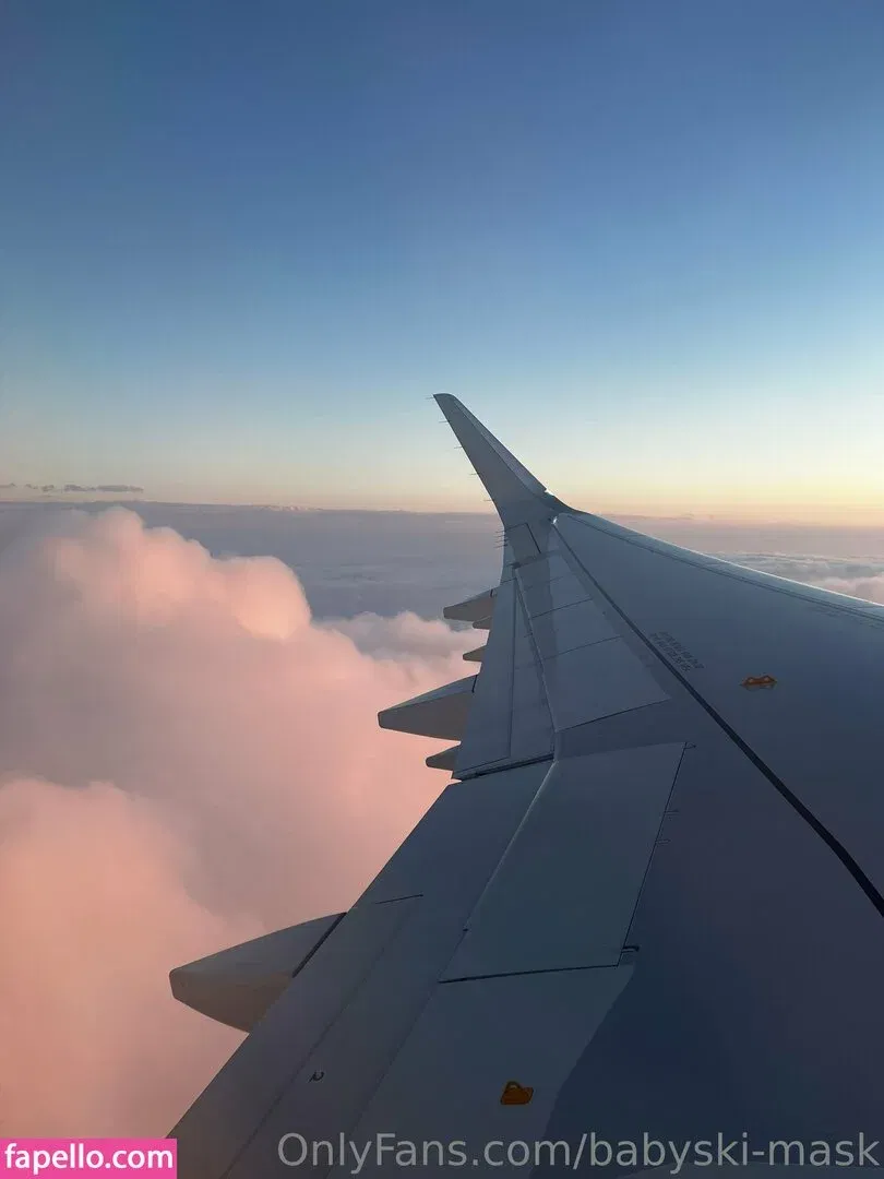 babyski-mask Onlyfans Photo Gallery 