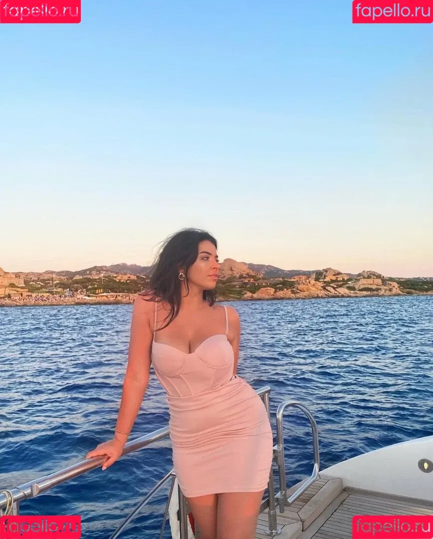 Anna Rebellato Onlyfans Photo Gallery 