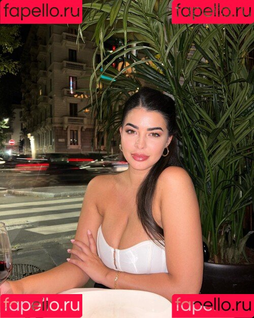 Anna Rebellato Onlyfans Photo Gallery 