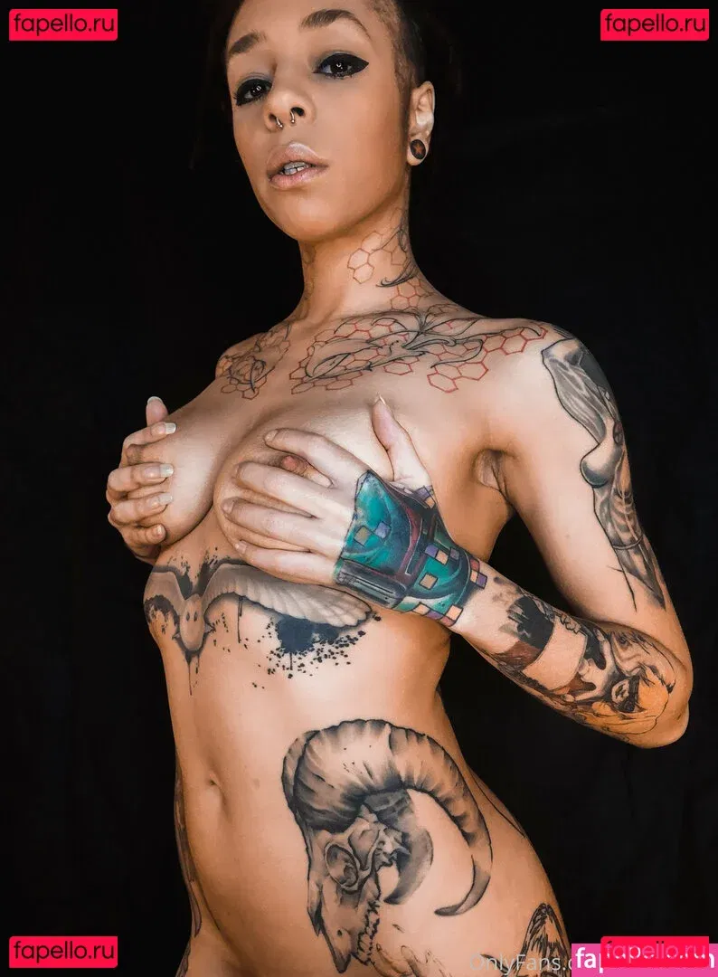 razorredd Onlyfans Photo Gallery 