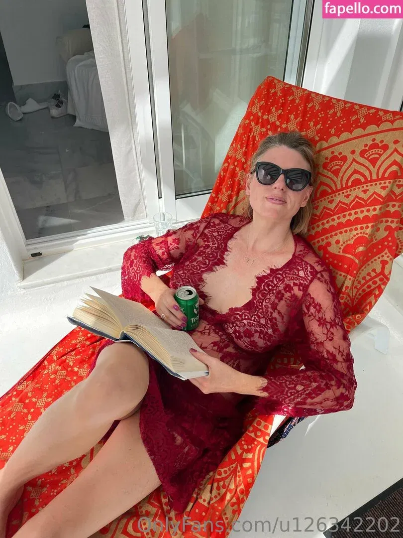 u126342202 Onlyfans Photo Gallery 