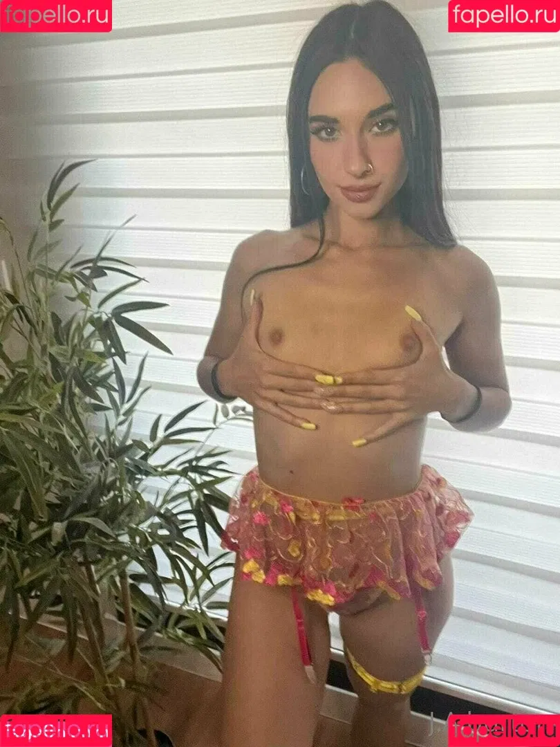 jesica.burton Onlyfans Photo Gallery 