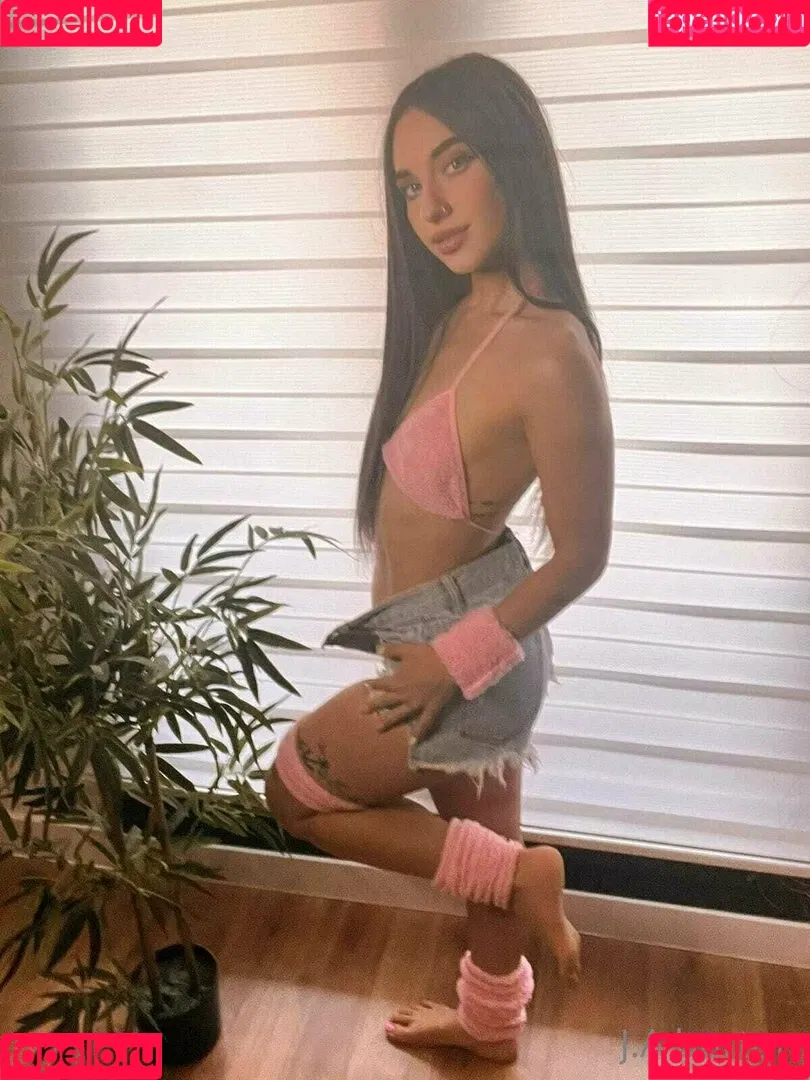 jesica.burton Onlyfans Photo Gallery 