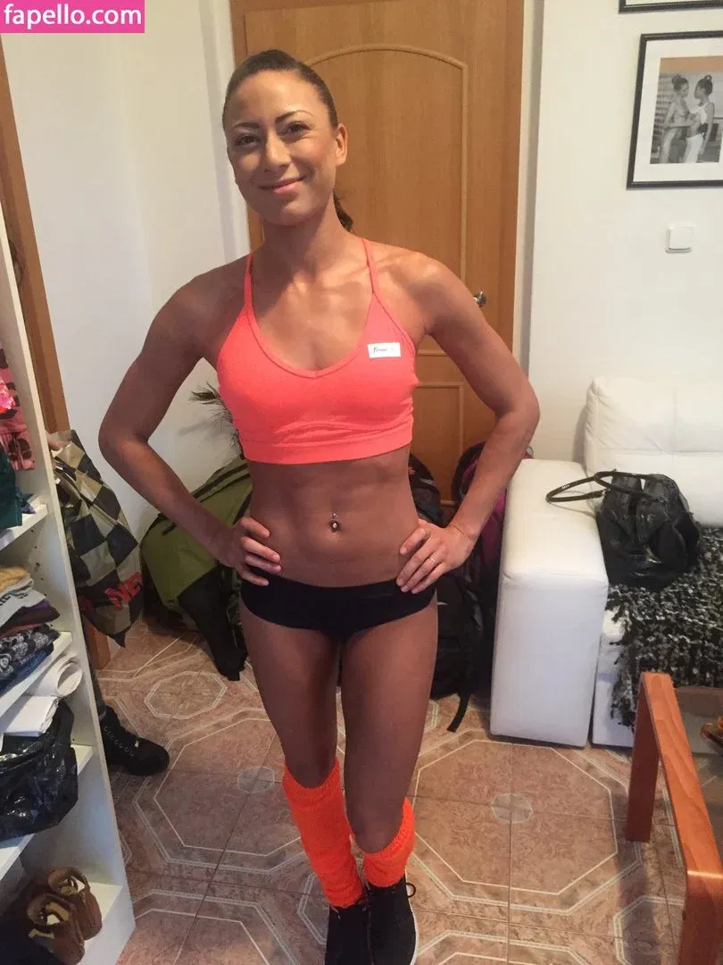 Islaha Onlyfans Photo Gallery 