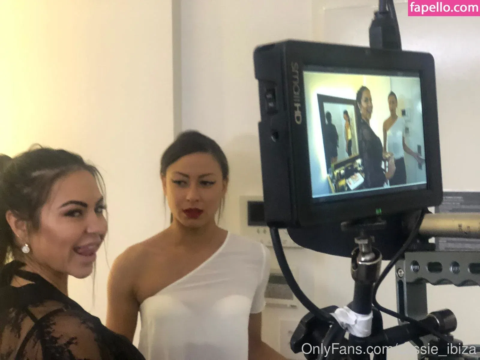 Islaha Onlyfans Photo Gallery 