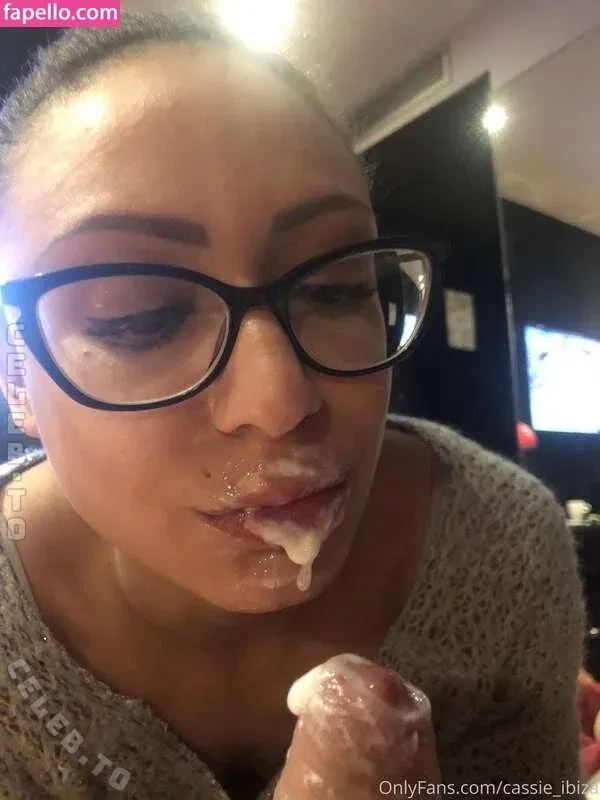 Islaha Onlyfans Photo Gallery 