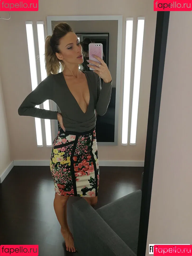 Fitting-Room Onlyfans Photo Gallery 