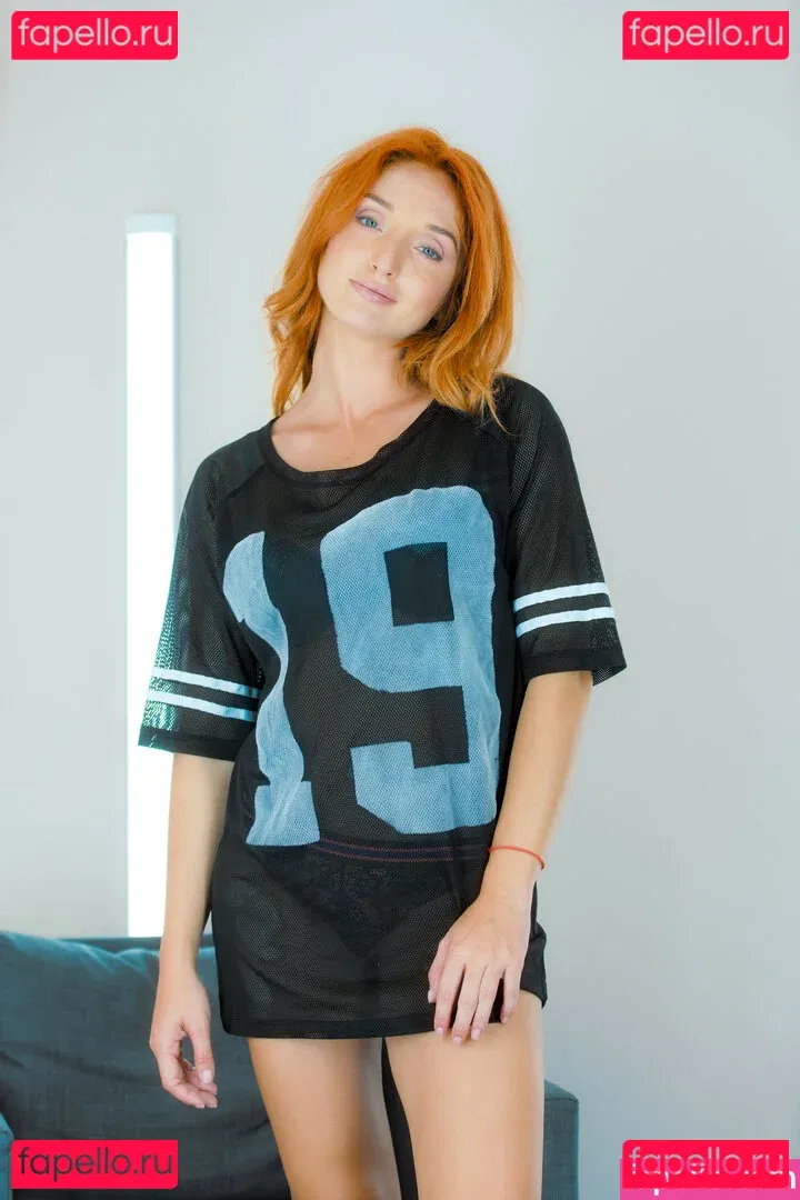 Fitting-Room Onlyfans Photo Gallery 