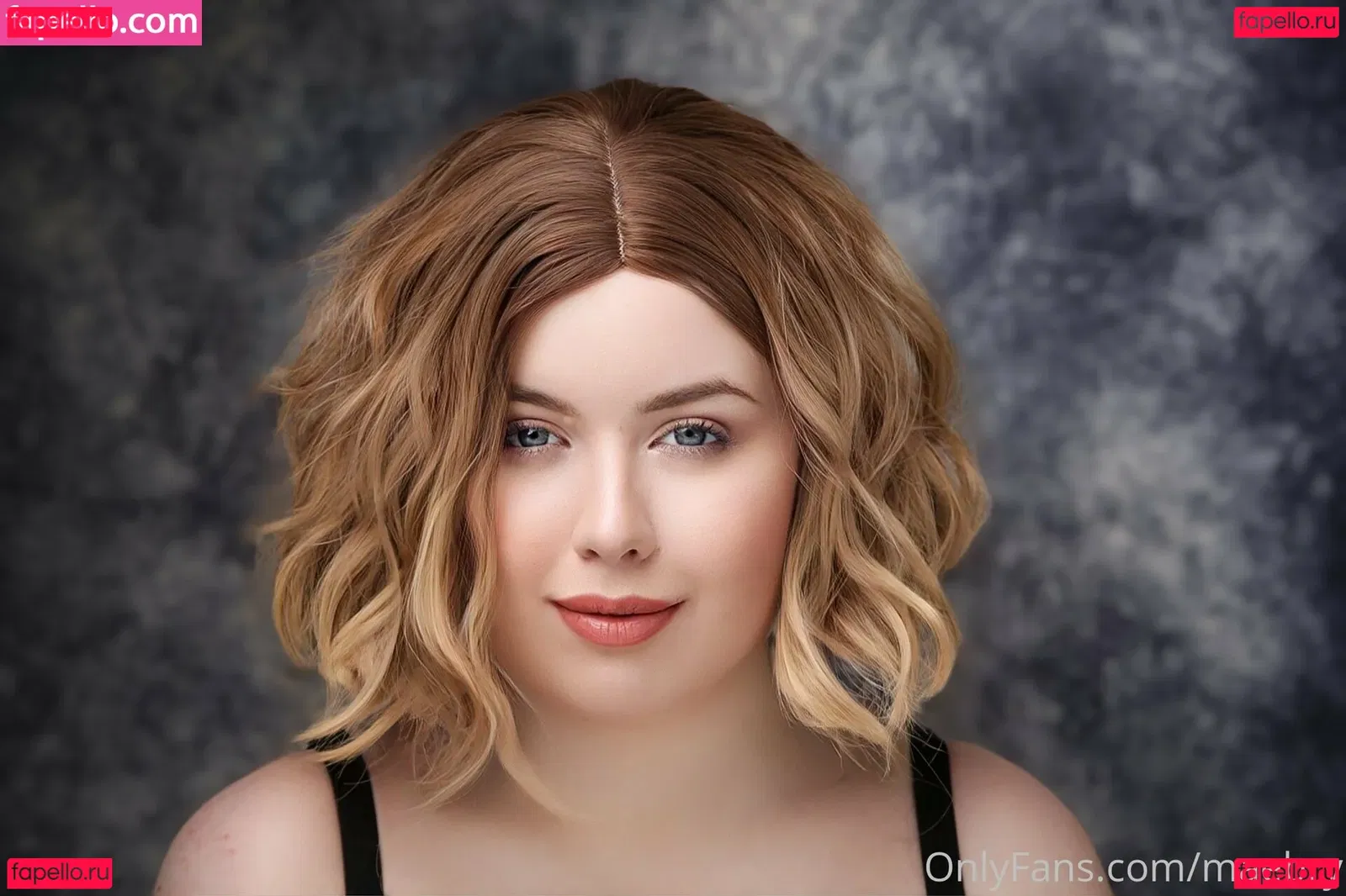 maebry Onlyfans Photo Gallery 