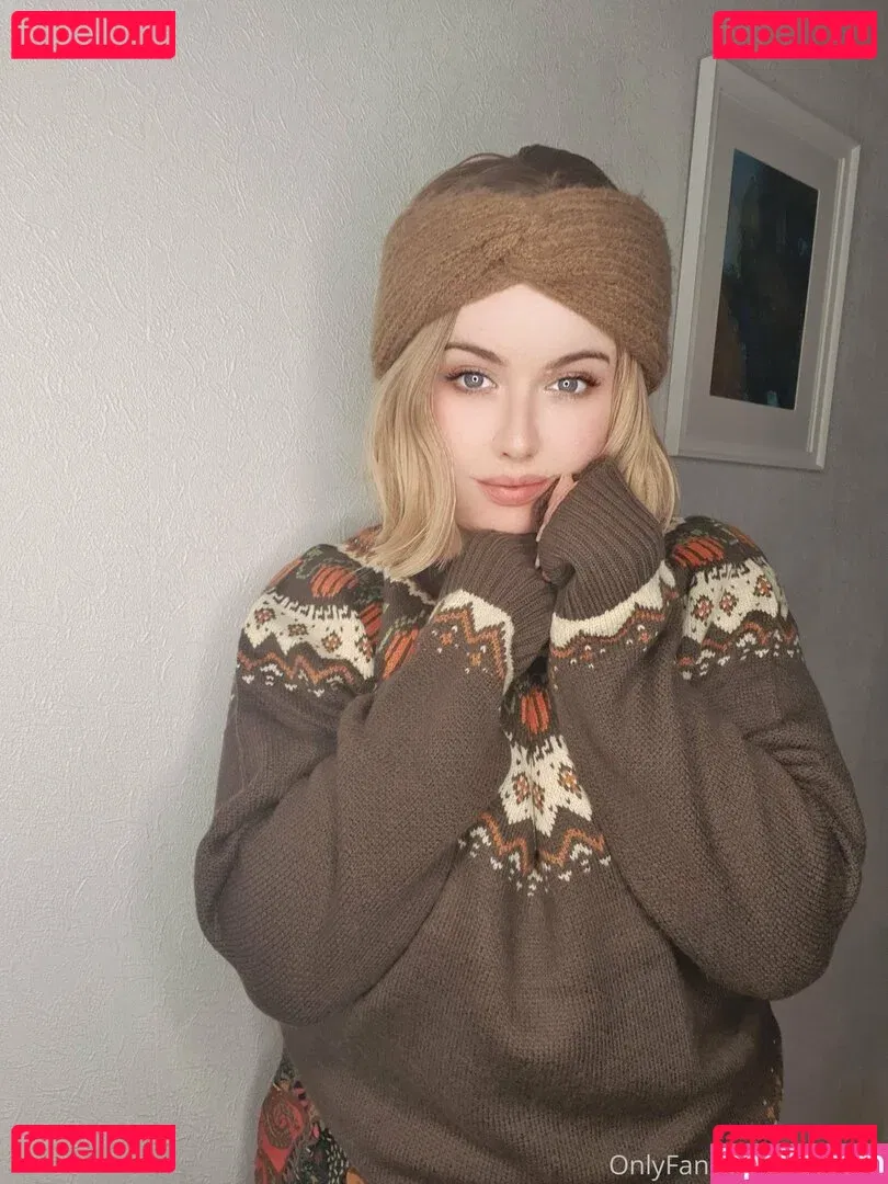 maebry Onlyfans Photo Gallery 