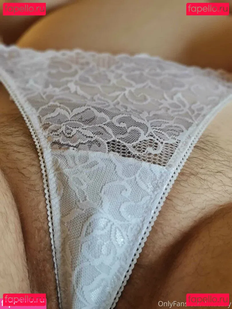 maebry Onlyfans Photo Gallery 