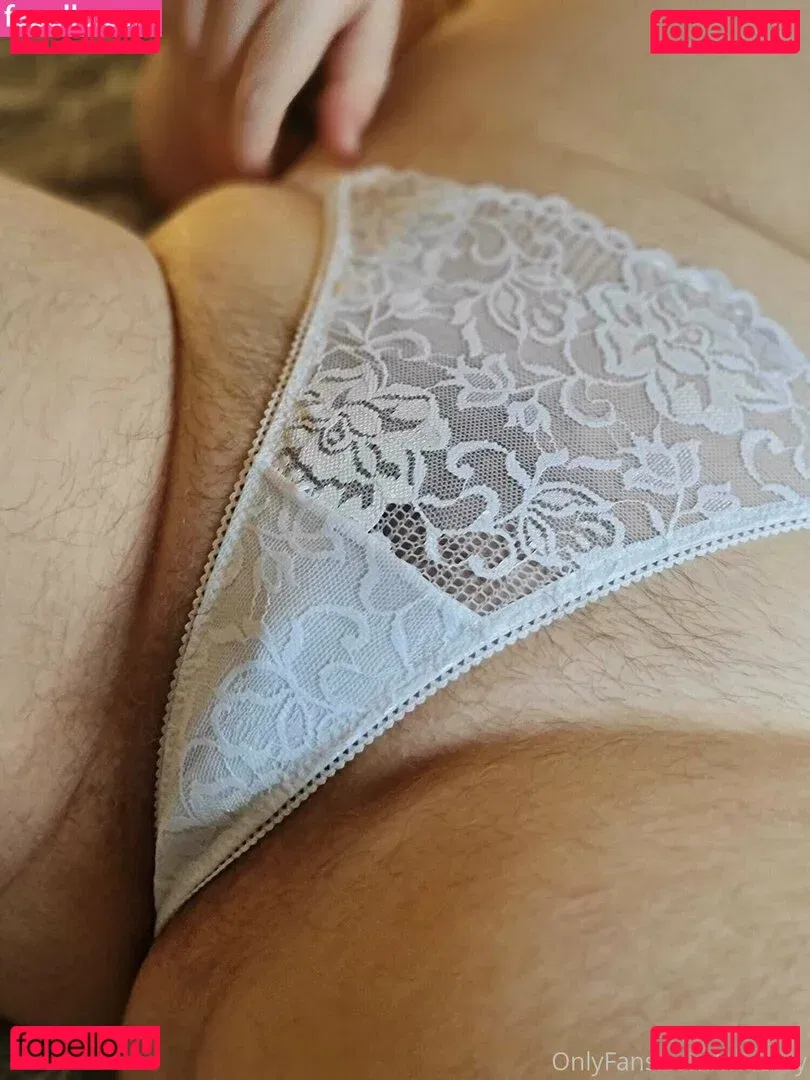 maebry Onlyfans Photo Gallery 