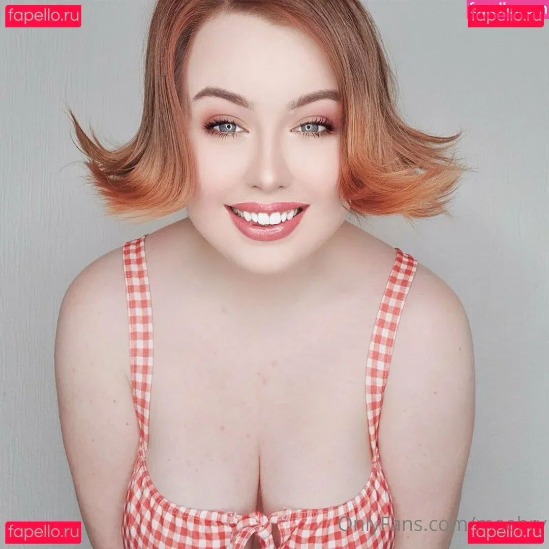 maebry Onlyfans Photo Gallery 